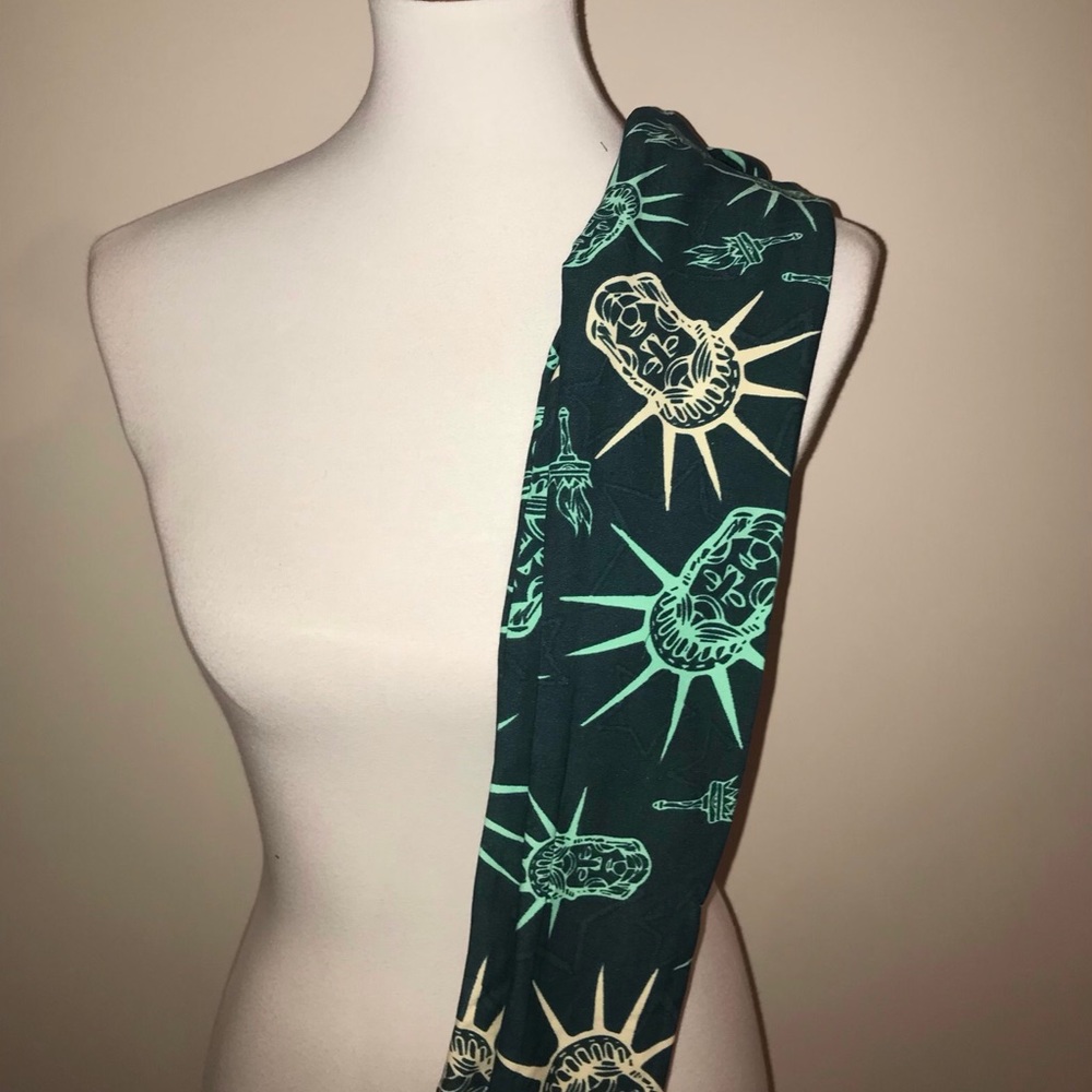 LulaRoe Kids S/M Leggings